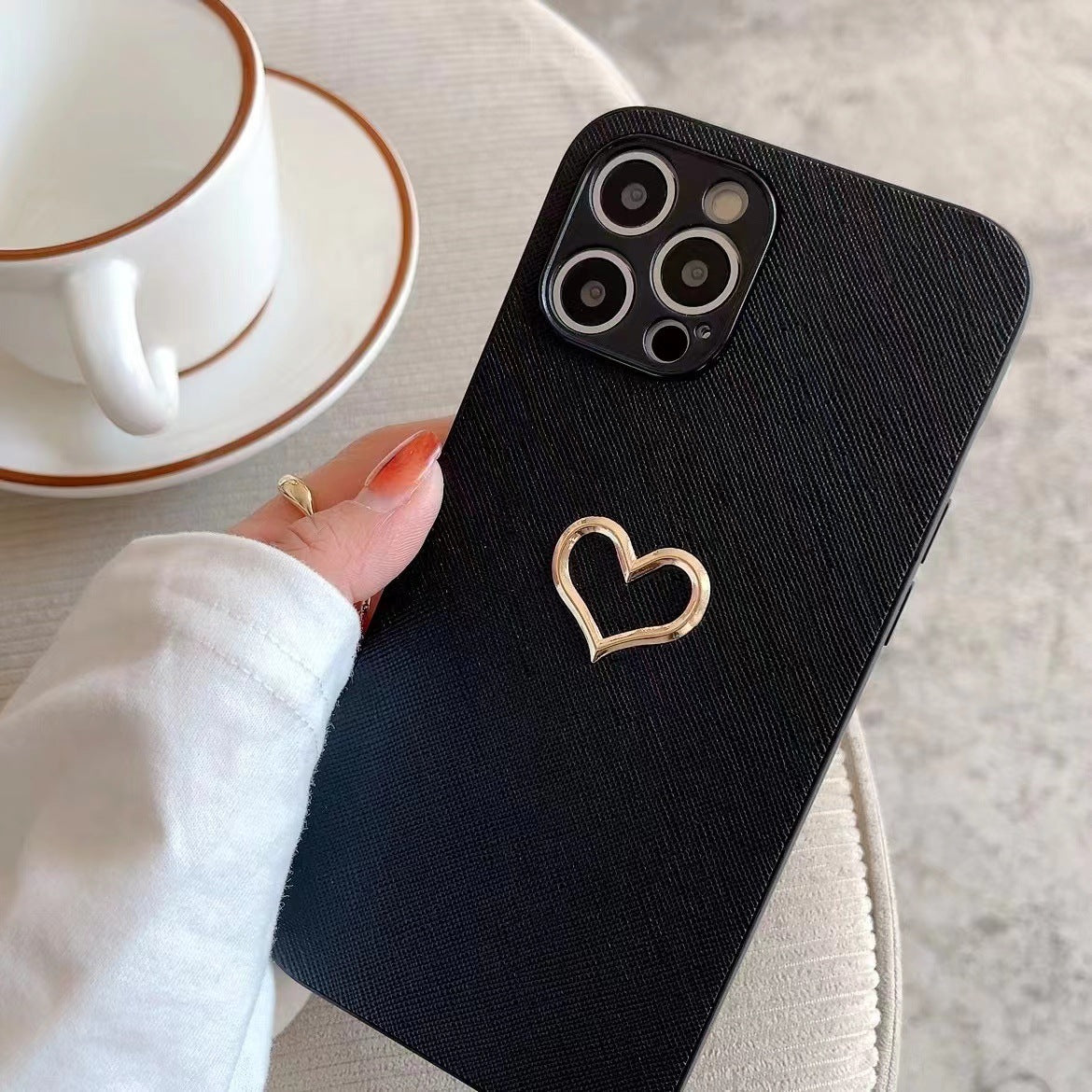 Simple Bronzing Heart Leather Phone Case